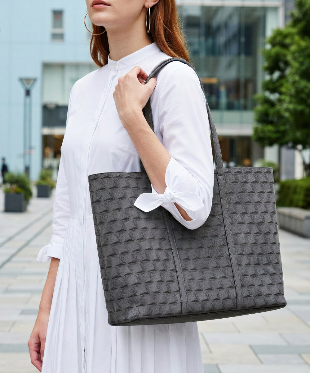 Monogram Tote Bag Medium / ウルトラスエード モノグラム トートバッグ ミディアム