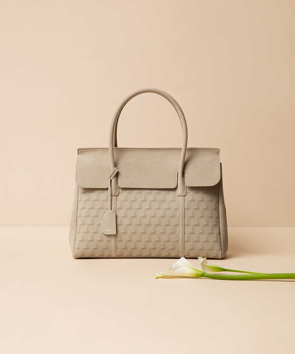 Flap bag Medium / ウルトラスエード フラップバッグ ミディアム